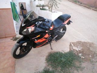 Daelim Roadwin f1