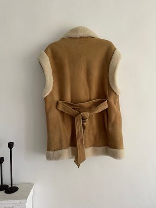 Chaleco de piel de cordero natural