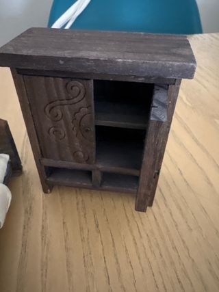 Dormitorio de juguete de madera