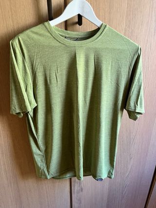 Camiseta capilene cool daily verde 