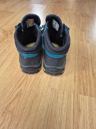 Botas de montaña niño/a Altus talla 38