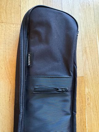 Funda de guitarra flexible negra