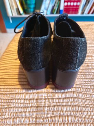Zapatos ante y piel negros 