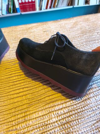 Zapatos ante y piel negros 