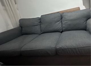 Sofá 3 plazas Ikea gris tela