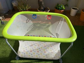 Parque infantil y bañera cambiador bebe Brevi