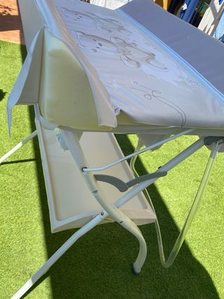 Parque infantil y bañera cambiador bebe Brevi