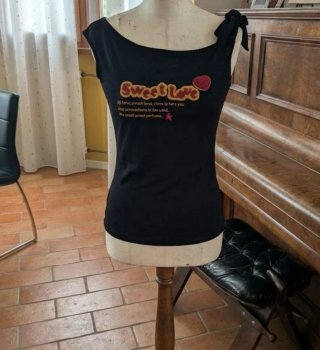 T-shirt nera  An'ge Sweet Love T-shirt Con Fiori