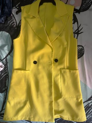 Chaleco de vestir amarillo mujer