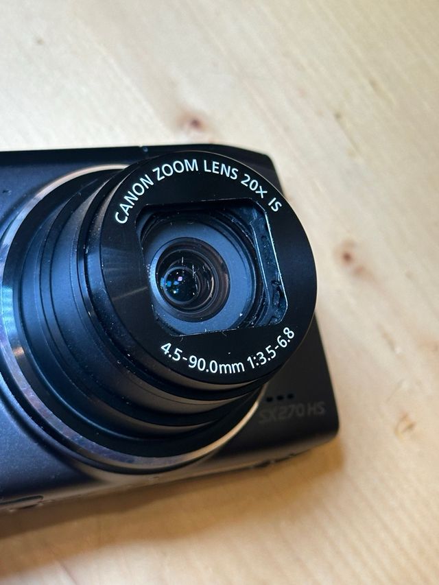 Digicam Canon PowerShot SX270 HS 20x Zoom Y 12.1MP