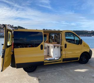 Furgoneta opel vivaro camper 