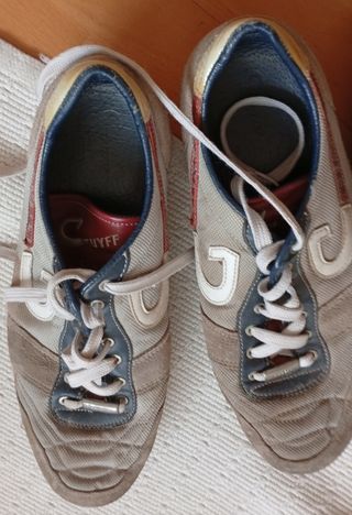 Bambas de marca 
Cruyff y Munich
Talla 44,
