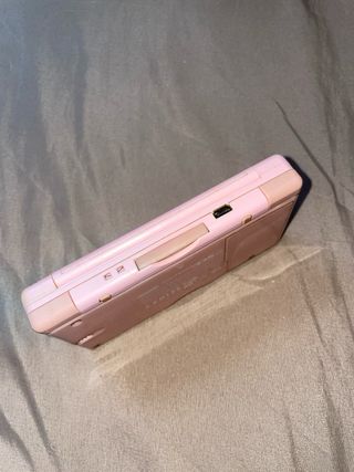 Nintendo DS Rosa Claro con cable