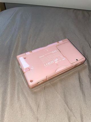Nintendo DS Rosa Claro con cable