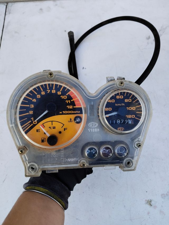 Cuadro de instrumentos Yamaha Aerox