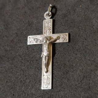 Colgante de Jesucristo en Plata