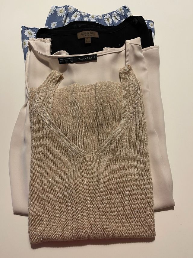 Lote 4 tops: beige, negro, azul, dorado