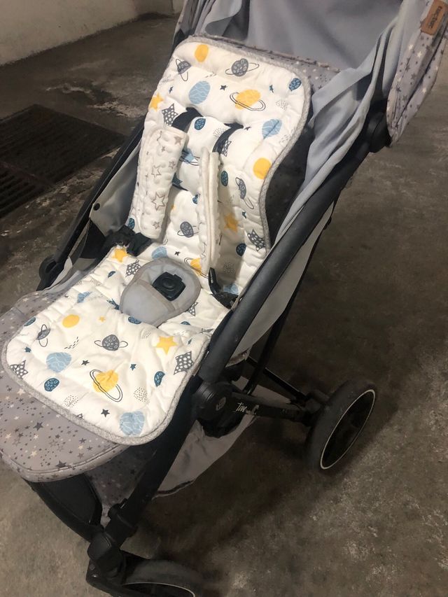 Carro paseo TucTuc estrellas grises