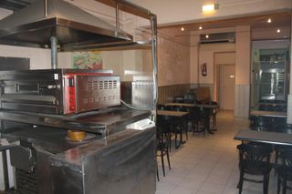 Traspaso Pizzería y Cafetería en Barcelona