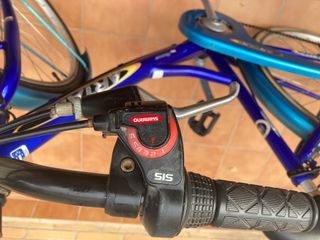 Bicicleta italiana de paseo ARTAR. Cambio shimano.