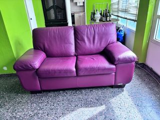 Sofá de piel rojo Cheers