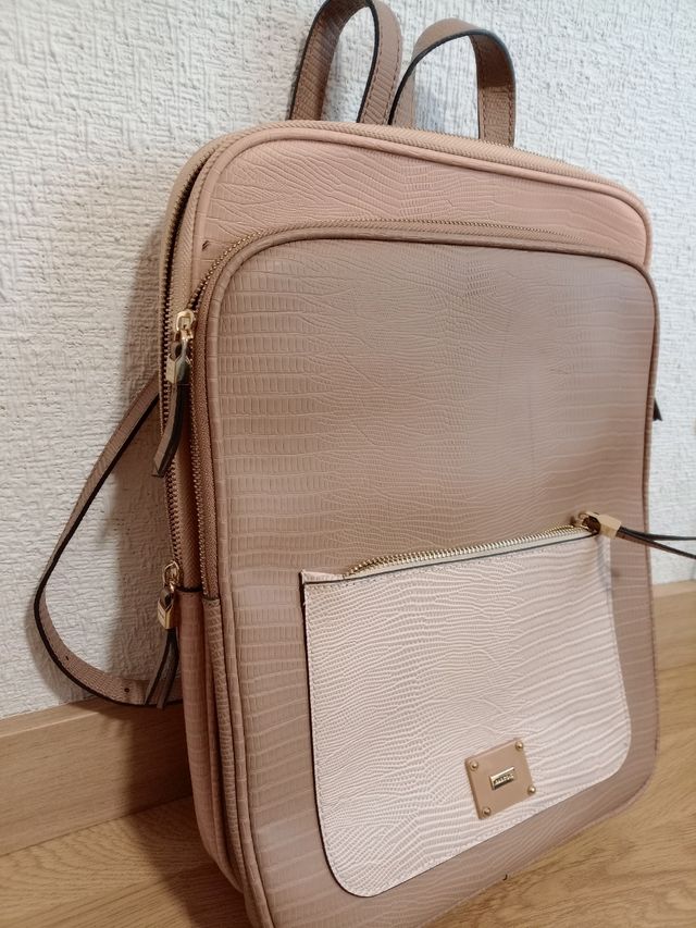Bolso/Mochila Parfois Beige y Blanco