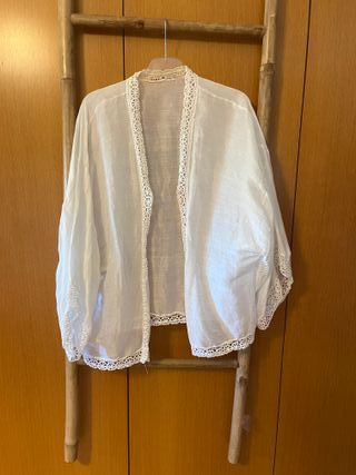 Kimono blanco encaje talla única