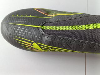 Botas Fútbol PUMA Ultra T.37 Sin Cordones