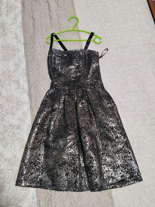Vestido fiesta plateado y negro