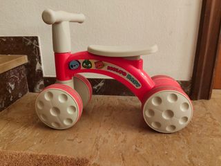Triciclo infantil Molto Baby