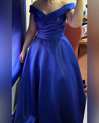 Vestido invitada boda azul Alma Couture