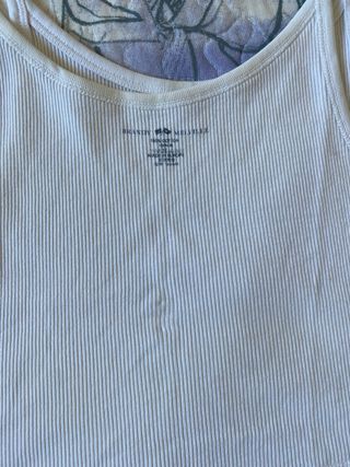 Top canalé blanco de Brandy Melville 