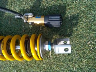 Amortiguador trasero Ohlins ttx Suzuki GSXR 1000 