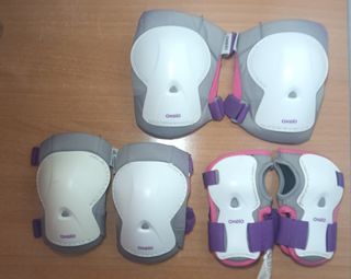 Patines en línea Oxelo y protecciones Oxelo. 