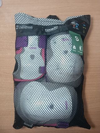 Patines en línea Oxelo y protecciones Oxelo. 