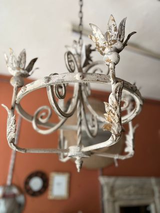 Lámpara colgante vintage metal blanco y oro