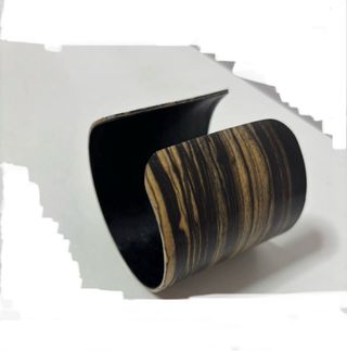 Brazalete de ébano, haya y madera negra