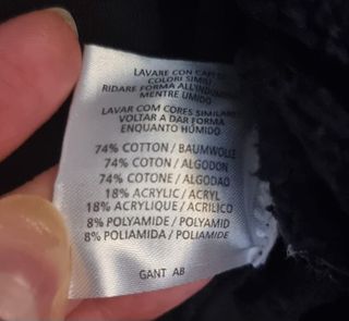 Jersey Gant de punto azul marino con cuello alto