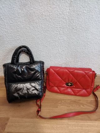 Bolso negro y rojo