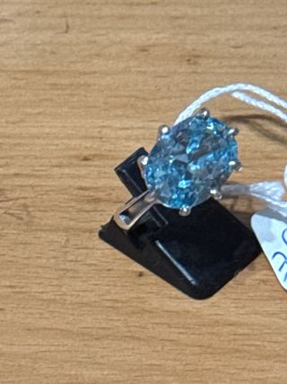 anillo de plata de ley 925 con piedra aguamarina