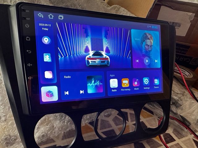 Pantalla 9” BMW Serie 1 E81 E82 E87 E88 AT (04-12)