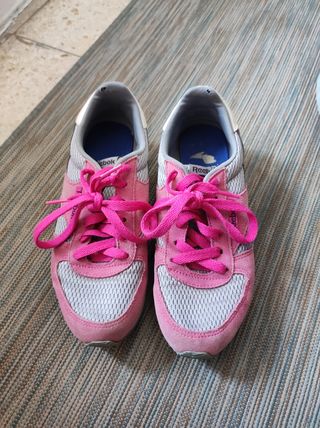Zapatilla deportiva