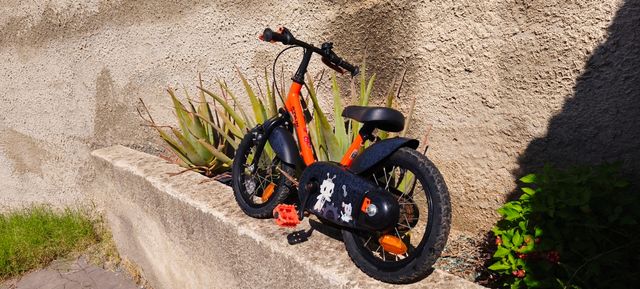 Bicicleta infantil Btwin
ROBOT 500 14"