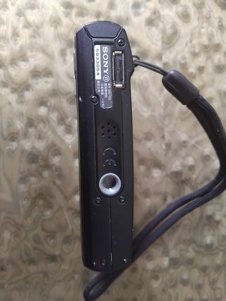Cámara Sony Cyber-shot 7.2MP