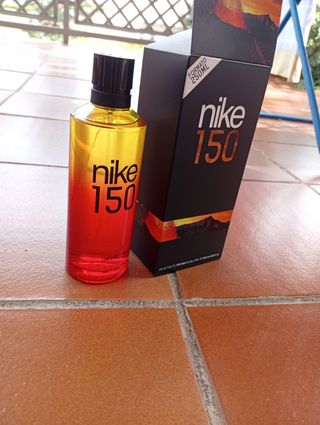 Colonia Nike 250