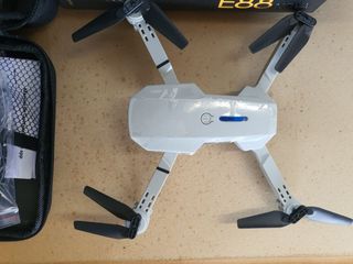 Dron de doble cámara de alta resolución 