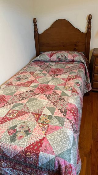Conjunto cabeceros y mesita de madera rústico