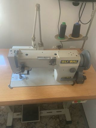 Máquina de coser industrial Global