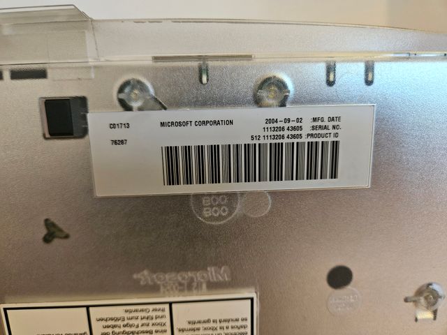 Xbox Halo Premium Pack Crystal Limited Edition Mic