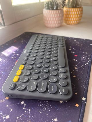 Teclado inalámbrico Logitech gris oscuro
